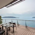 Sea View Villas In Duklei